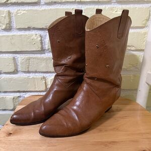 Bandolino Tan Leather Heeled Boots